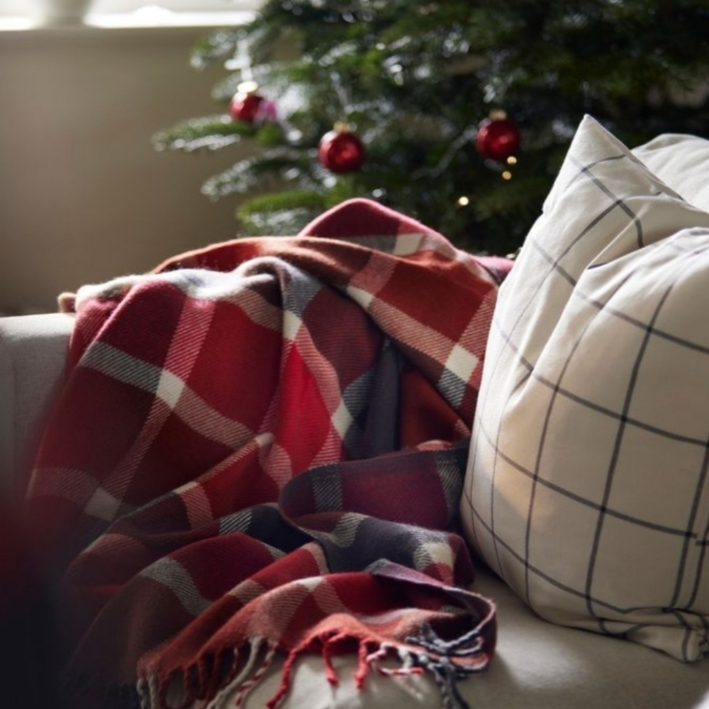 Ikea Vinterfint Wool Blend Cozy Red Plaid Boho Throw Blanket with Fringe